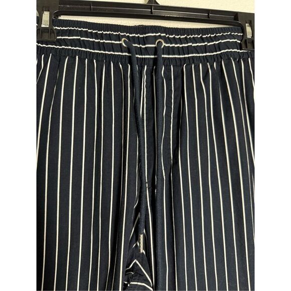 FOREVER 21 Men Navy Blue White Striped Pants Size M Drawstring - Picture 2 of 12